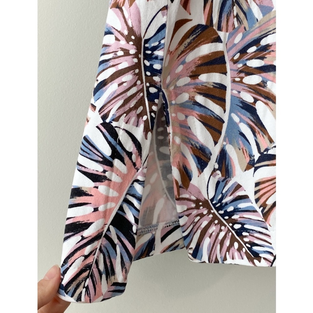 J Jill Wearever Palm Print Layering Tank Top M Sleeveless Stretchy‎ Summer Beach - Picture 3 of 7